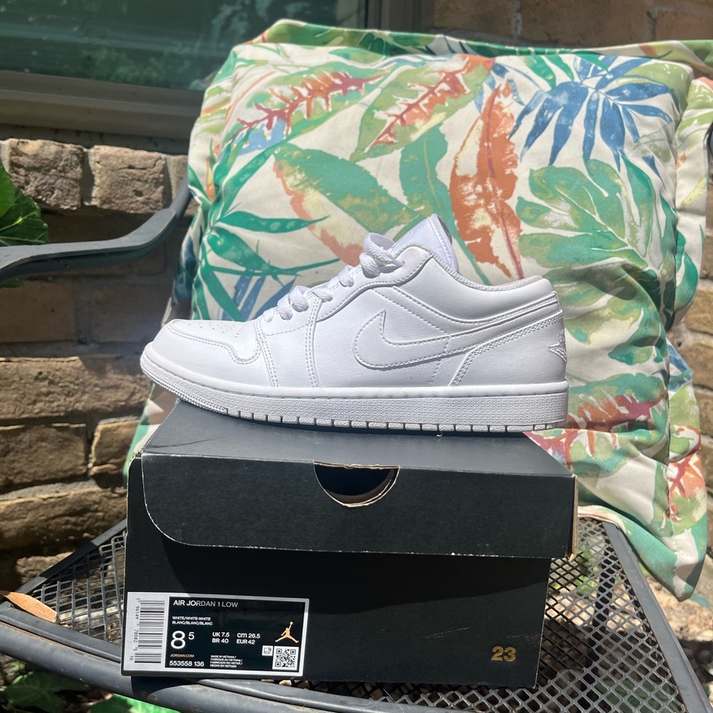 Jordan 1 Low